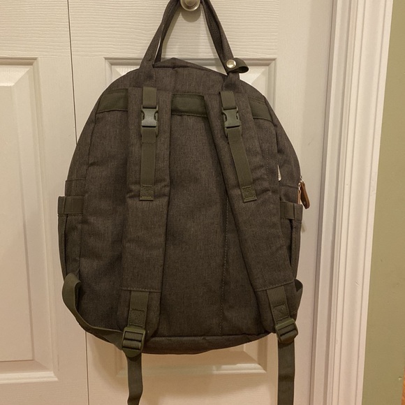 Diaper bag - Picture 2 of 7